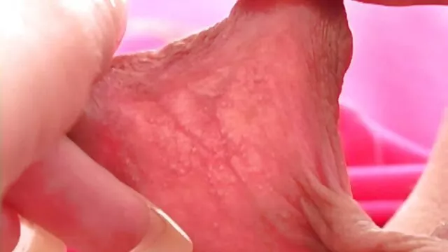 Chồng gây sự với người tình trong khi phim xxx nguoi voi thu vợ tại nơi làm việc.