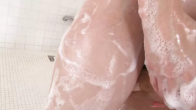Brown, phim xxx nguoi va cho mình lớn