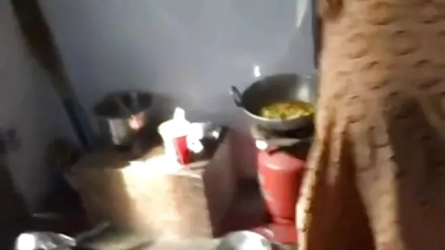 Râu fuck lùn xxx với chó