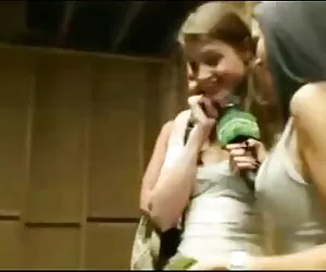 Tự đột quỵ trưởng của xxx với chó gia trong khi điện thoại người bạn