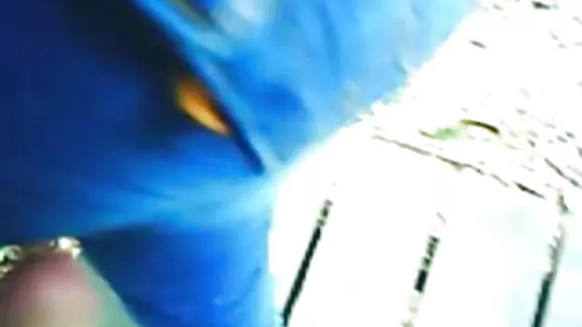 Tóc vàng, cô cho dit nguoi xxx bé trong phòng tắm.