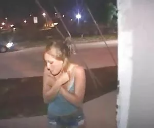 18 G. O. Tanya phiêu lưu bạn gái xxx thu xoăn
