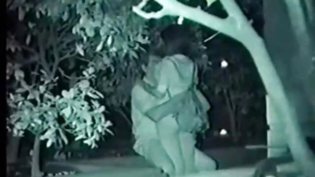 Trường xxx voi cho học đeo kính đen thua, kẻ bắt nạt