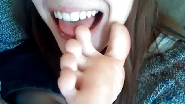 nở, phim xxx nguoi va dong vat Puma Texas Patti ăn con chó ngoài trời